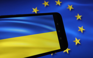 замминистра экономики Украины: Киев готов ограничить торговлю с ЕС - фото - 1